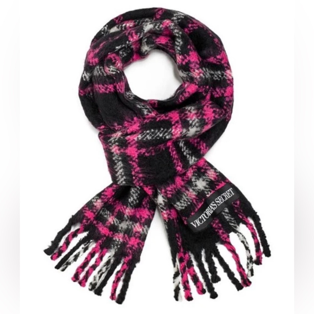 Victoria Secret, plaid scarf, very soft and lux, NWOT